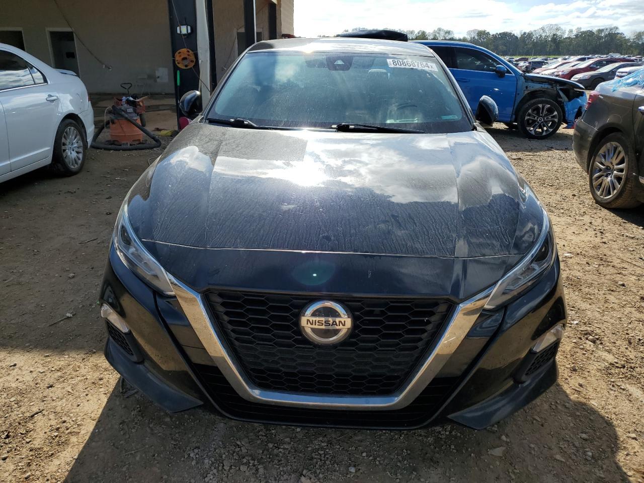 2020 Nissan Altima Sr - Фото 5