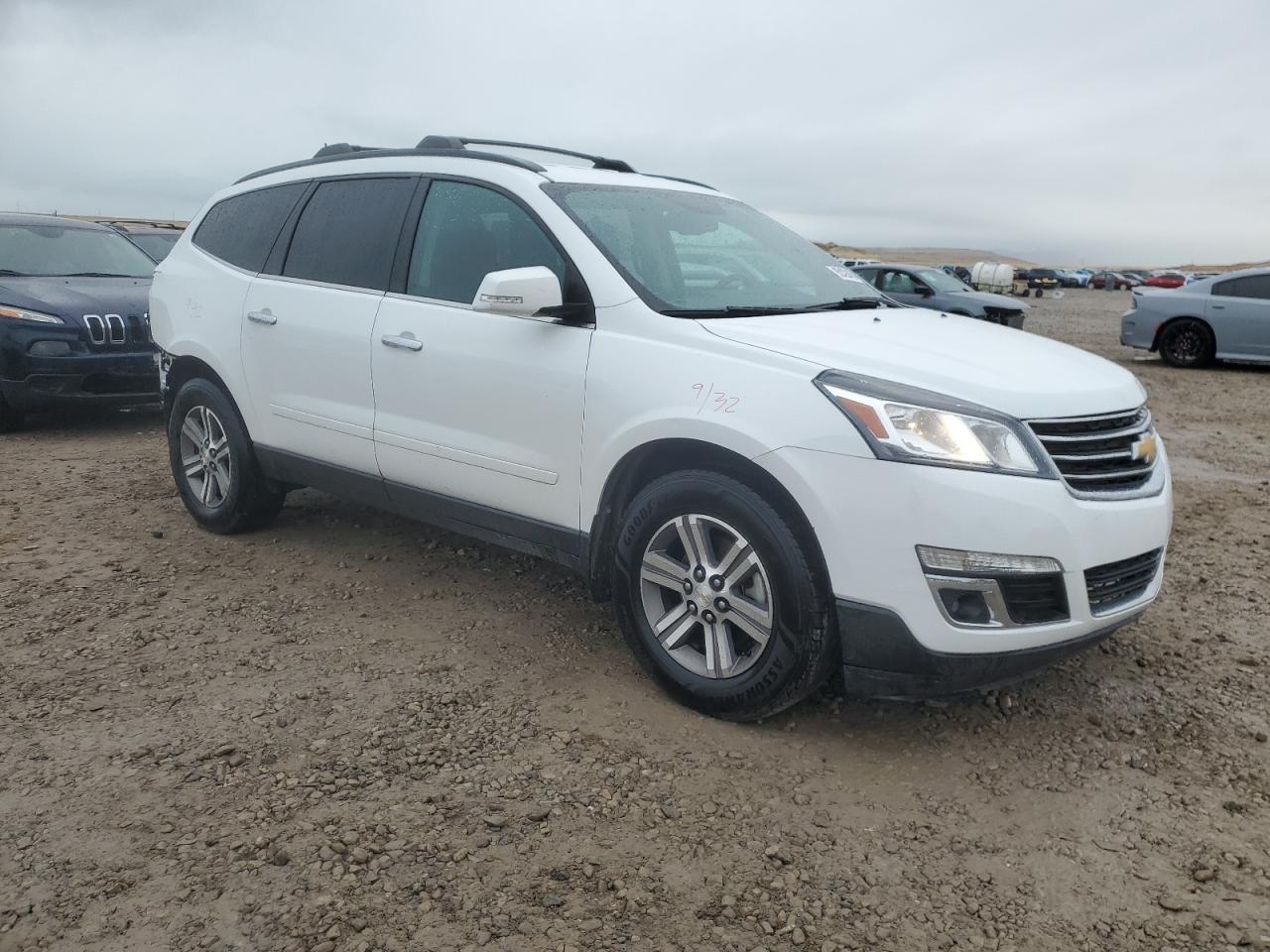 2017 Chevrolet Traverse Lt - Image 4