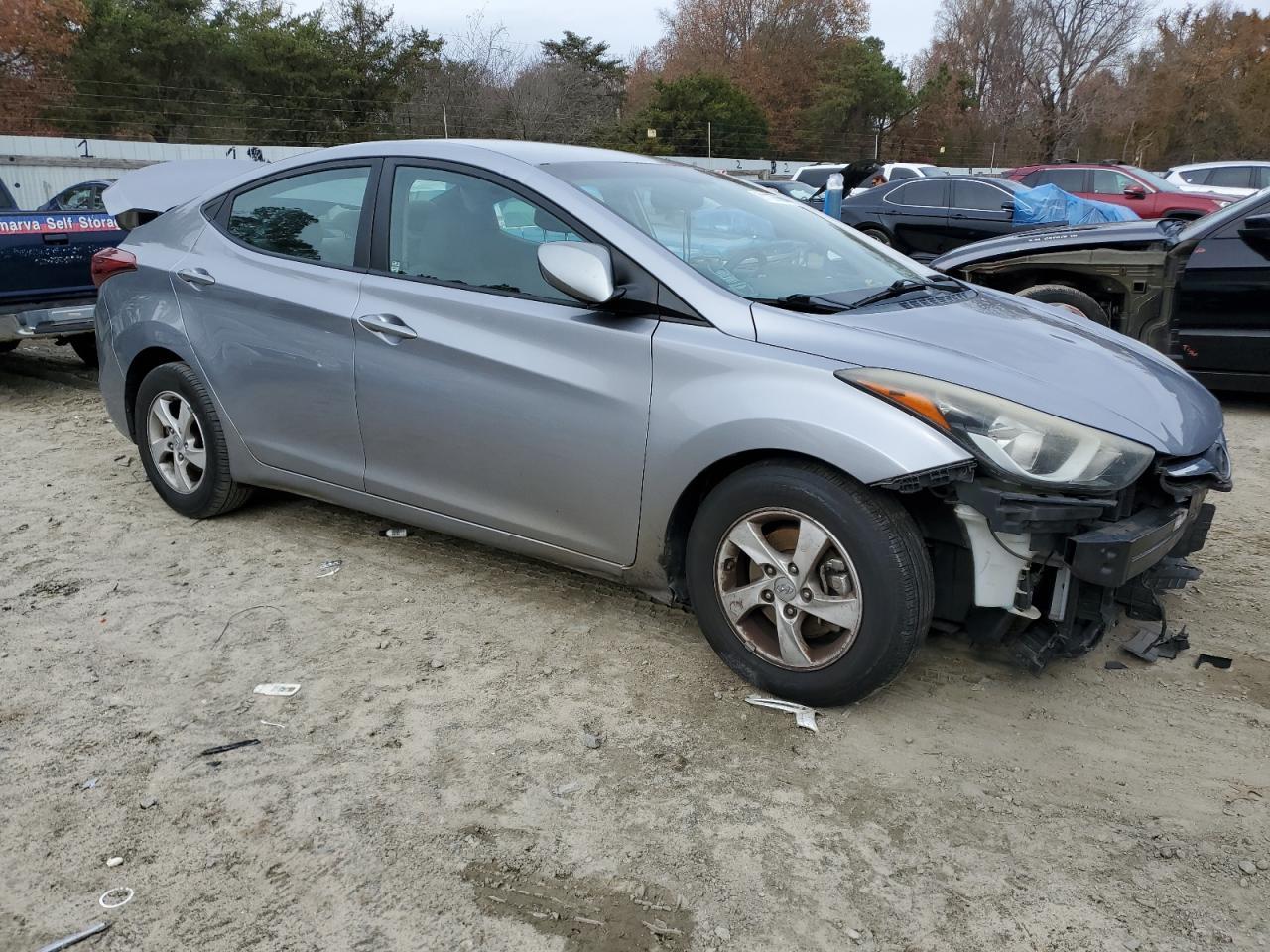 2015 Hyundai Elantra Se - Фото 4