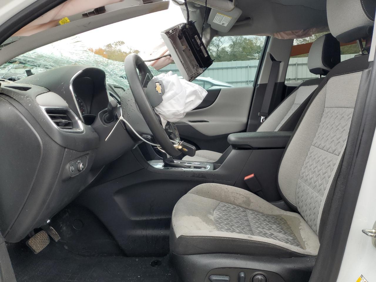 2022 Chevrolet Equinox Ls - Фото 7