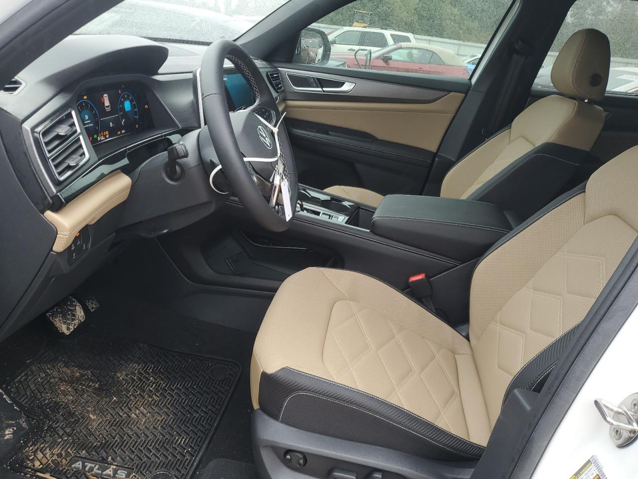 2024 Volkswagen Atlas Cross Sport Se - Image 7