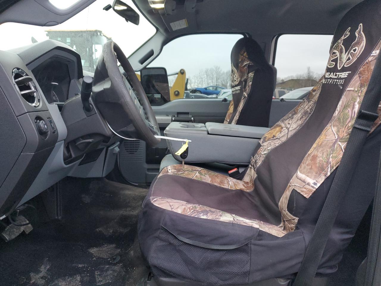 2016 Ford F350 - Image 7