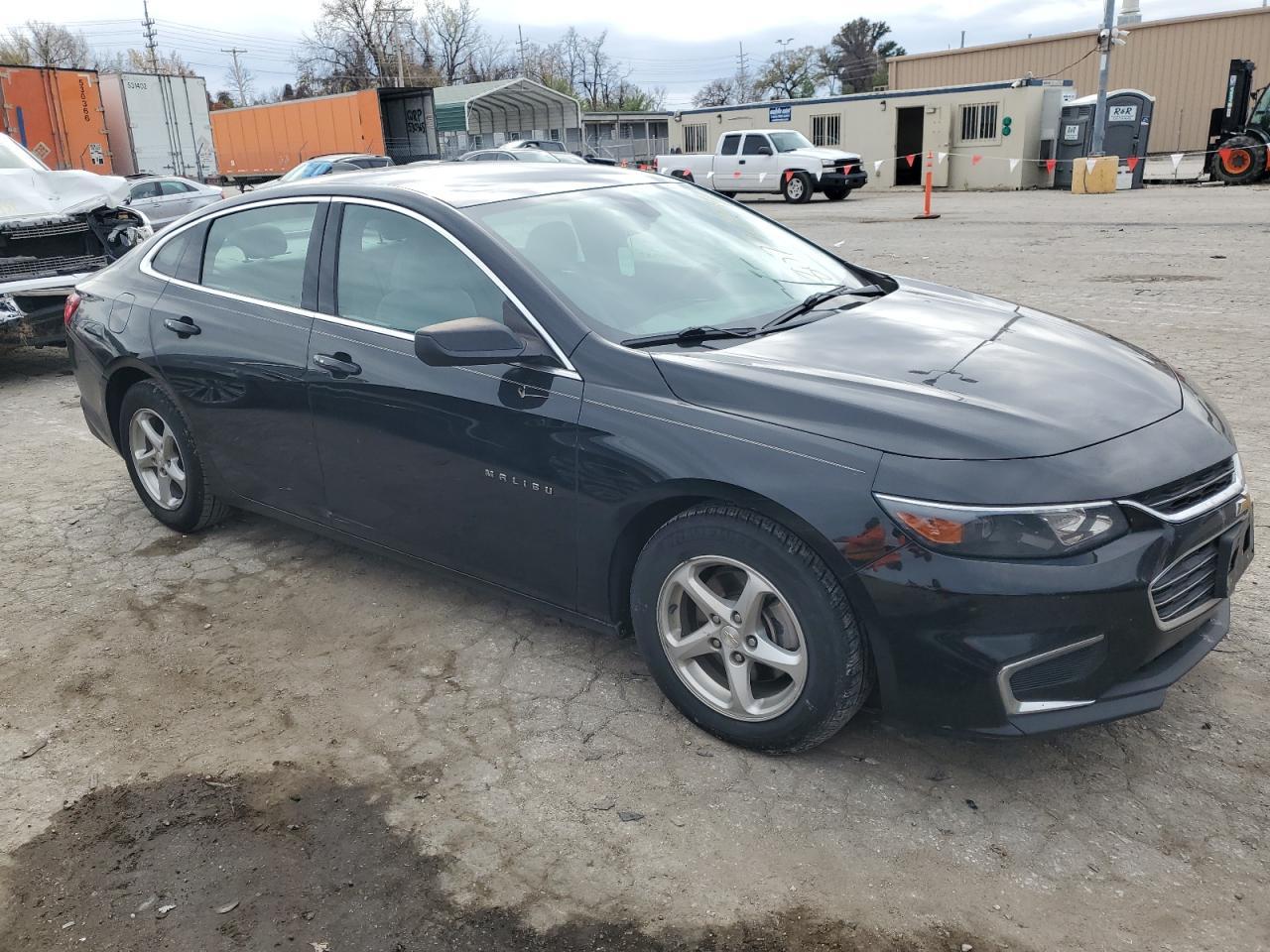 2018 Chevrolet Malibu Ls - Image 4