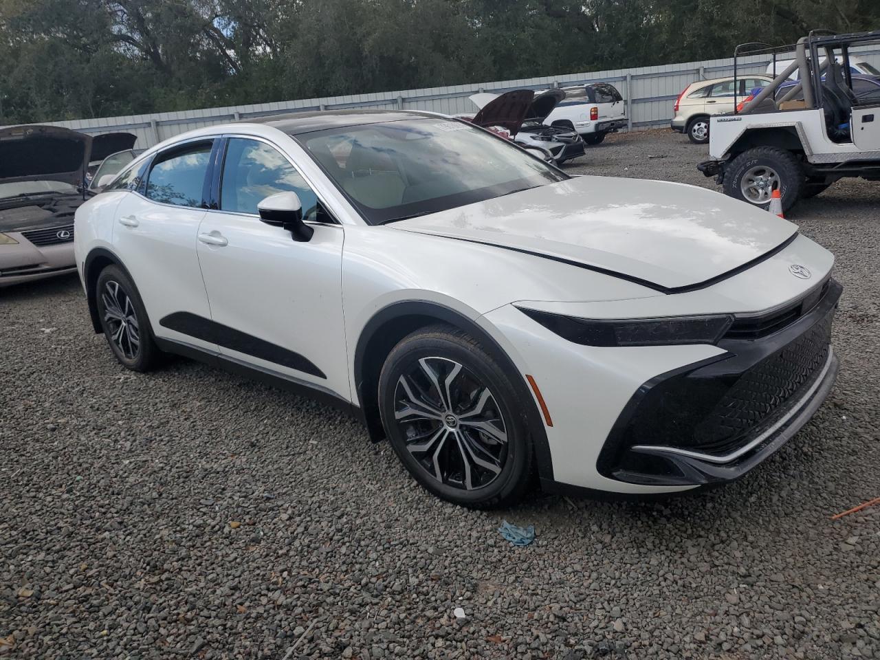 2023 Toyota Crown Xle - Image 4