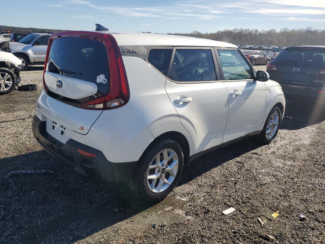 2020 Kia Soul Lx - Фото 3
