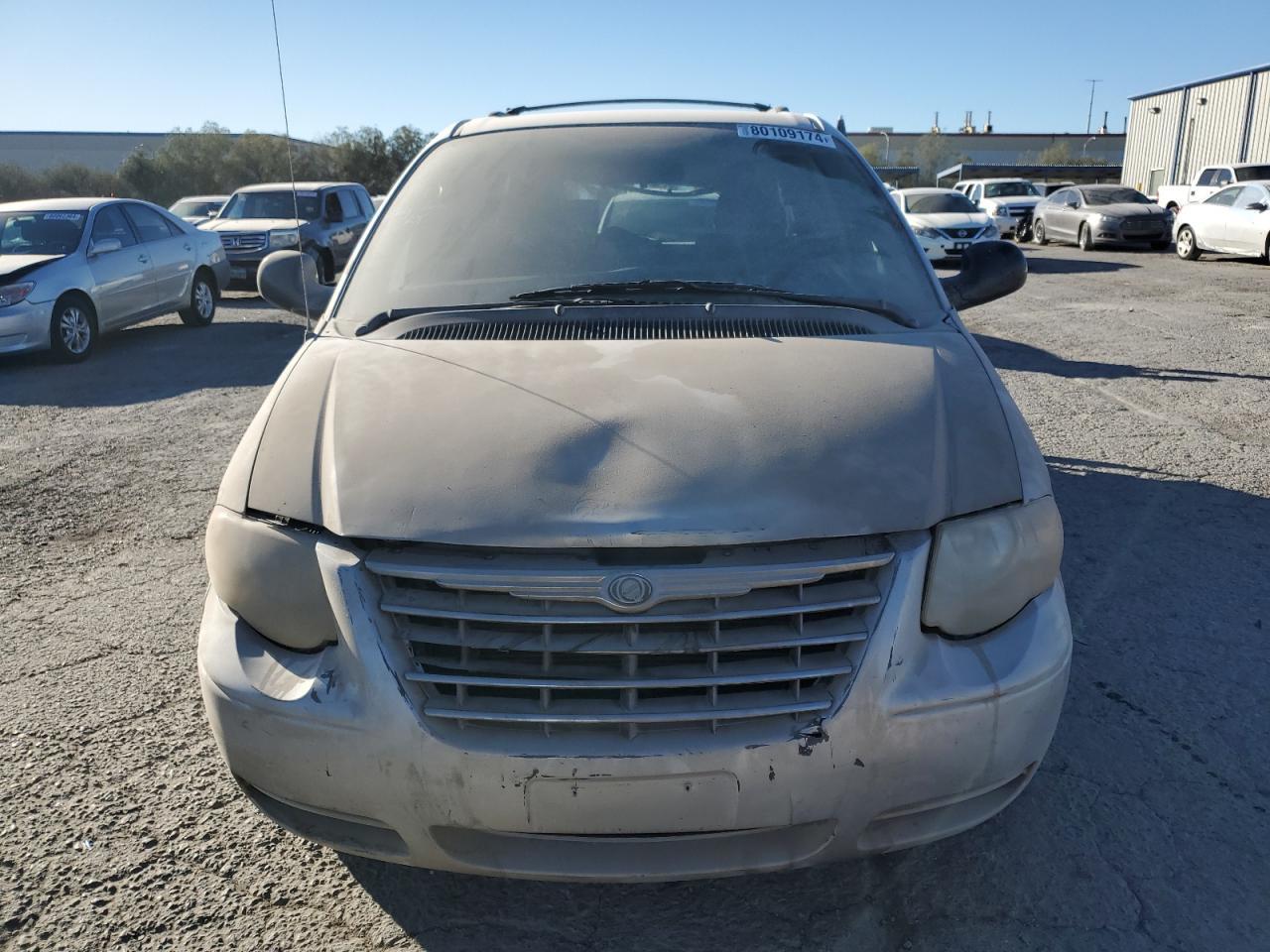 2007 Chrysler Town & Country Lx - Image 5