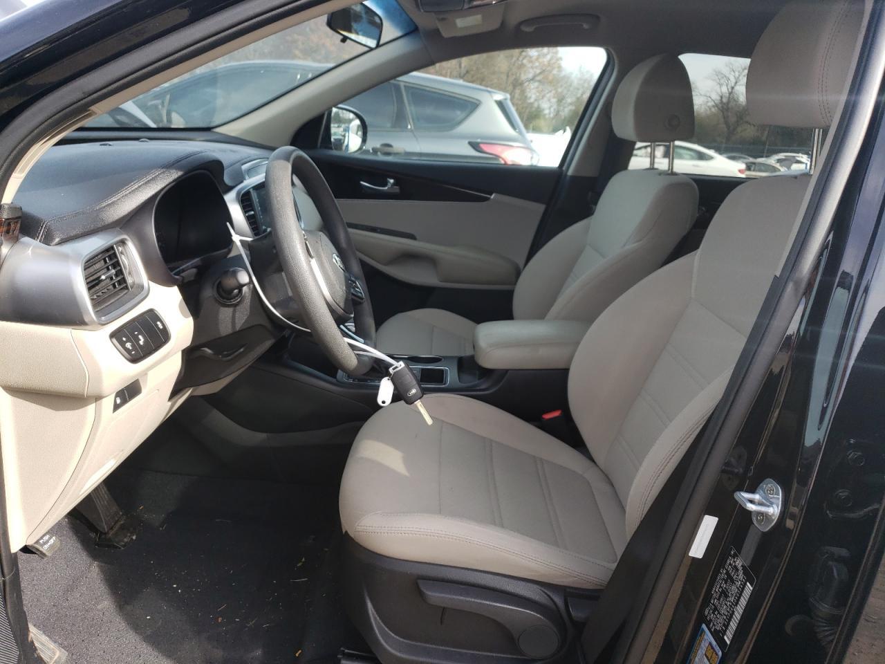 2019 Kia Sorento L - Image 7