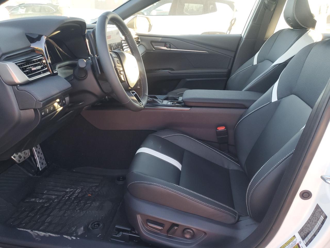 2025 Toyota Camry - Image 7