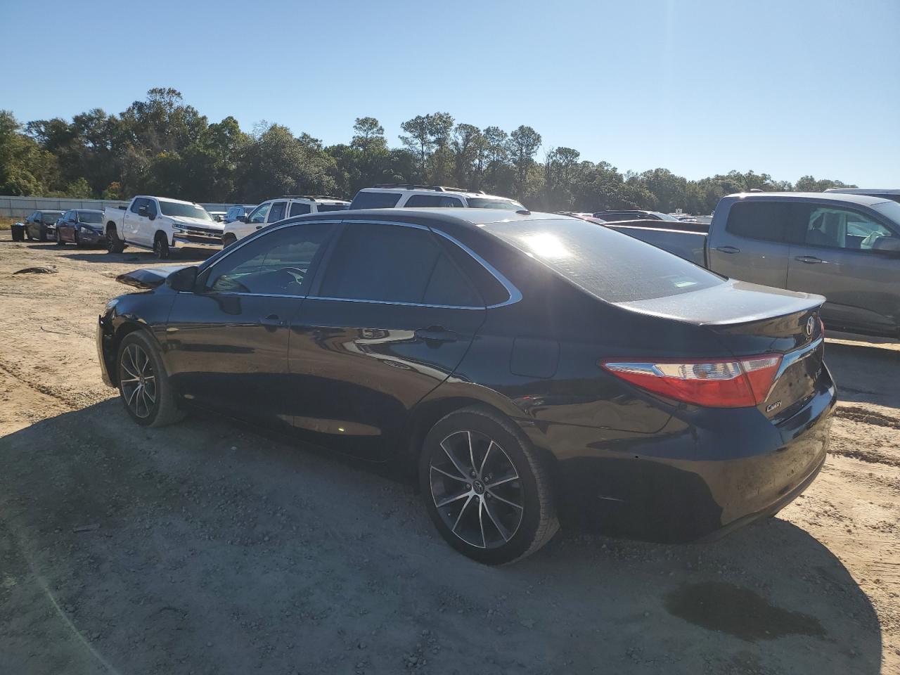 2016 Toyota Camry Xse - Фото 2
