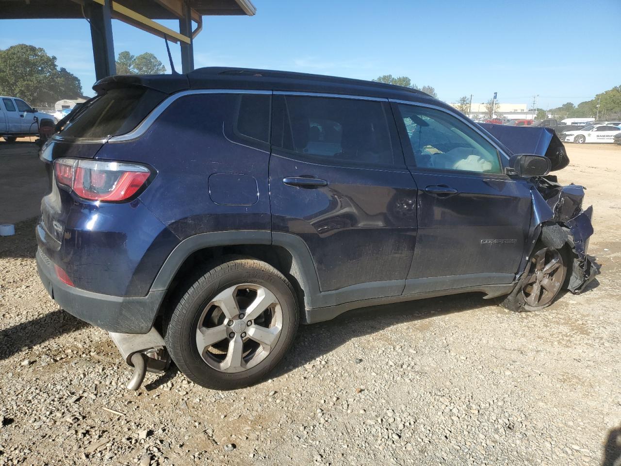 2018 Jeep Compass Latitude - Image 3