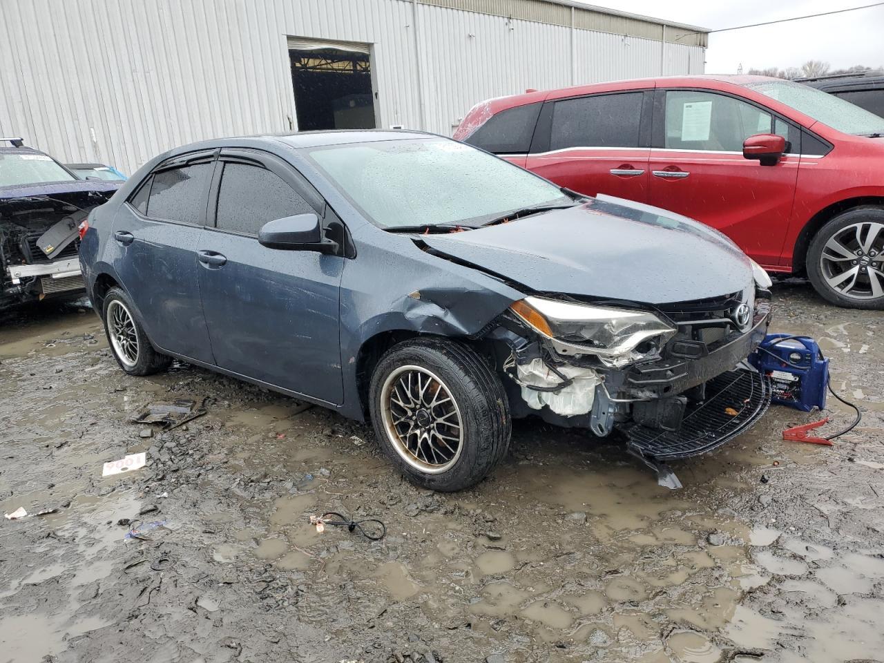 2014 Toyota Corolla L - Фото 4