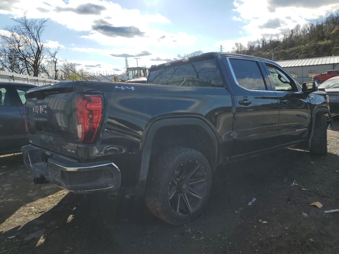 2021 GMC Sierra K1500 Sle - Фото 3