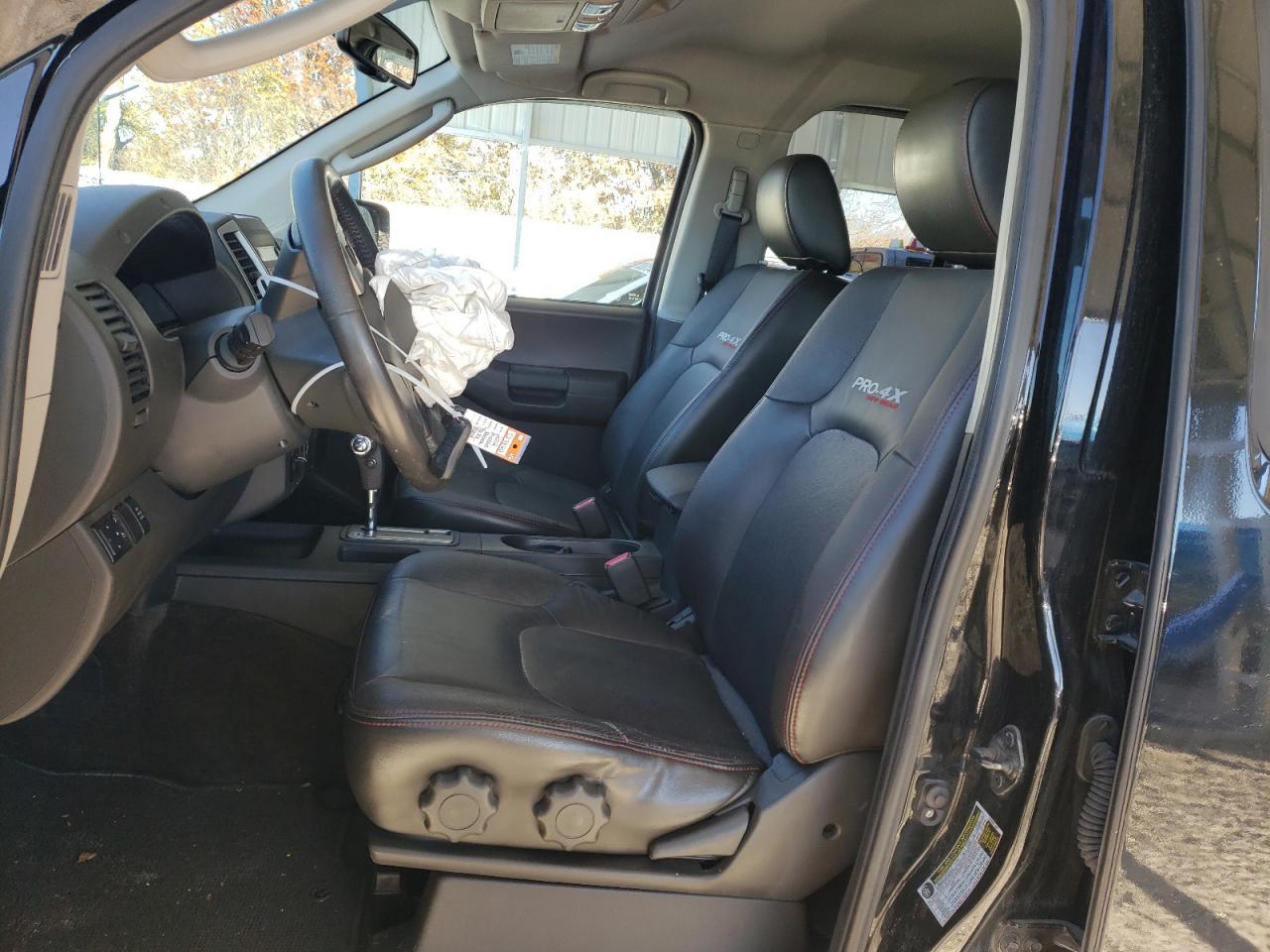 2012 Nissan Xterra Off Road - Фото 7