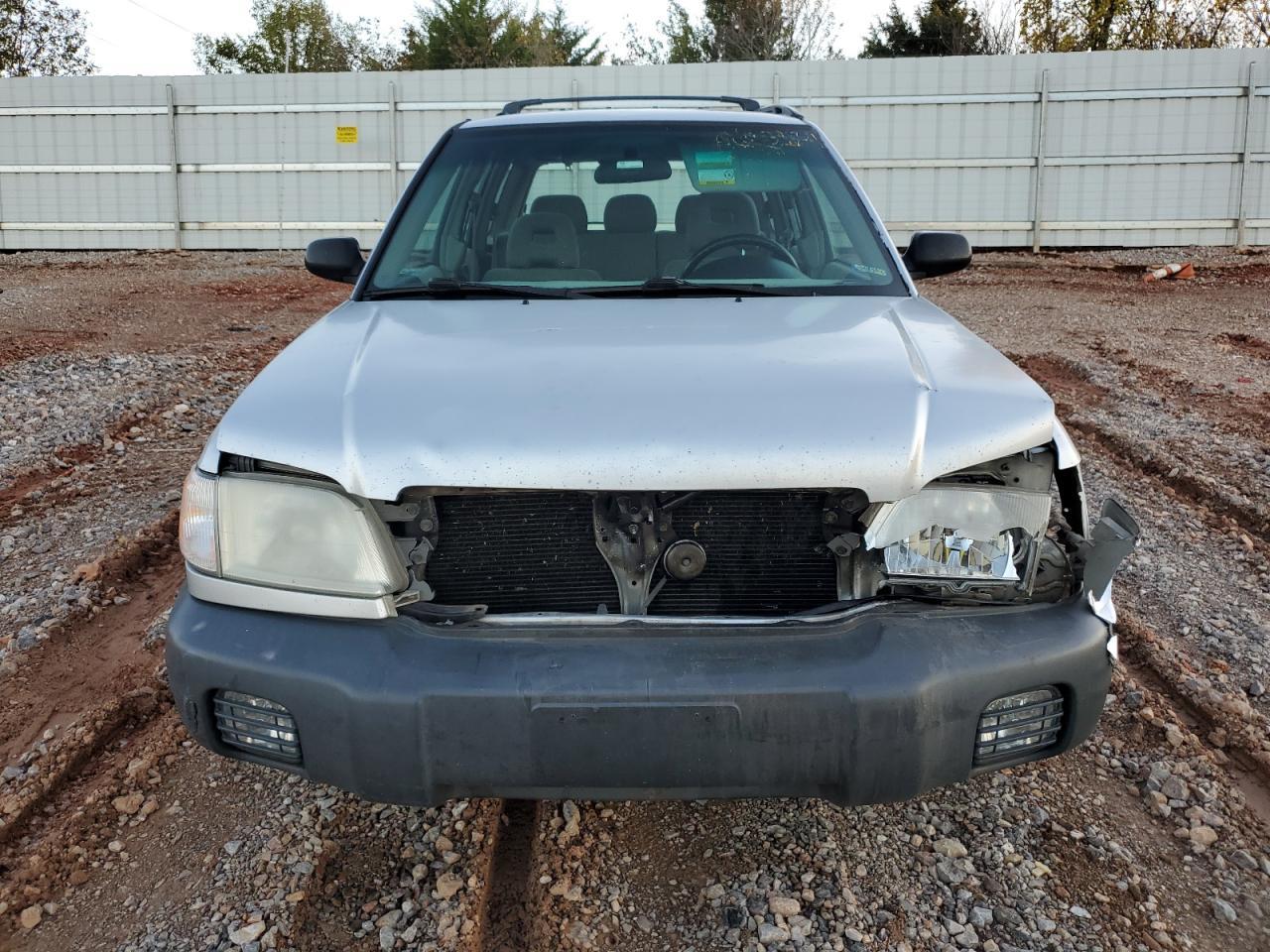 2002 Subaru Forester L - Фото 5