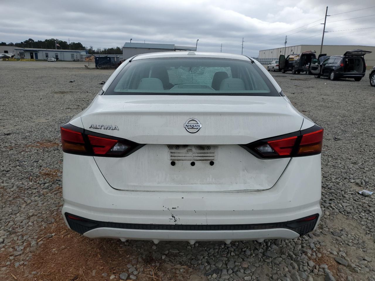 2020 Nissan Altima S - Фото 6
