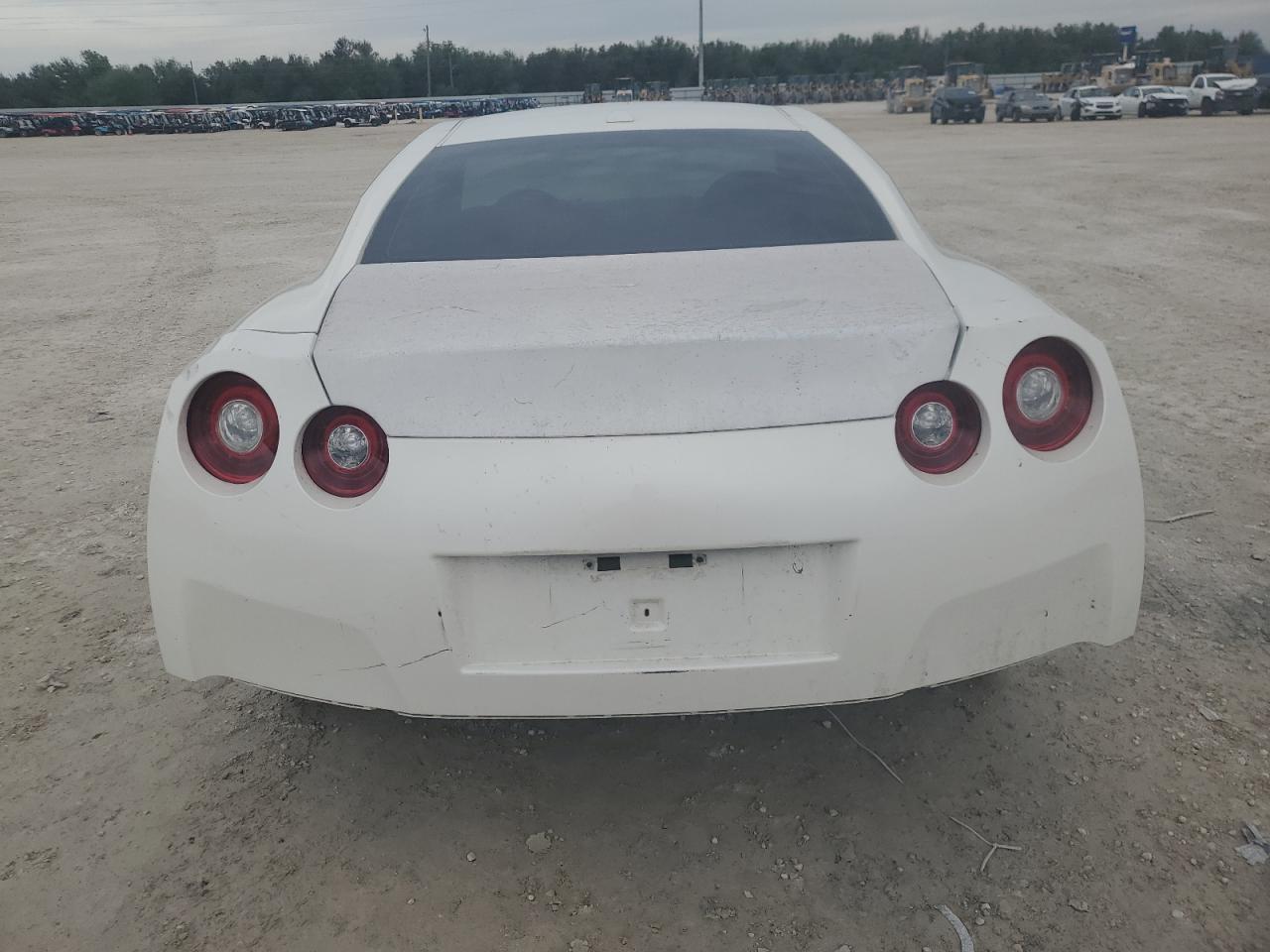 2015 Nissan Gt-R Premium - Фото 6