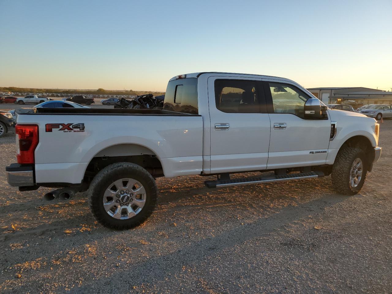 2017 Ford F250 Super Duty - Фото 3