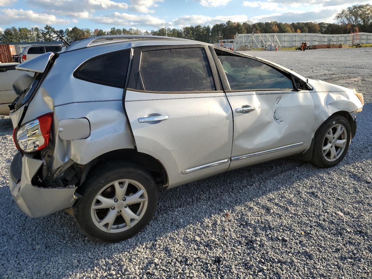 2011 Nissan Rogue S - Фото 3