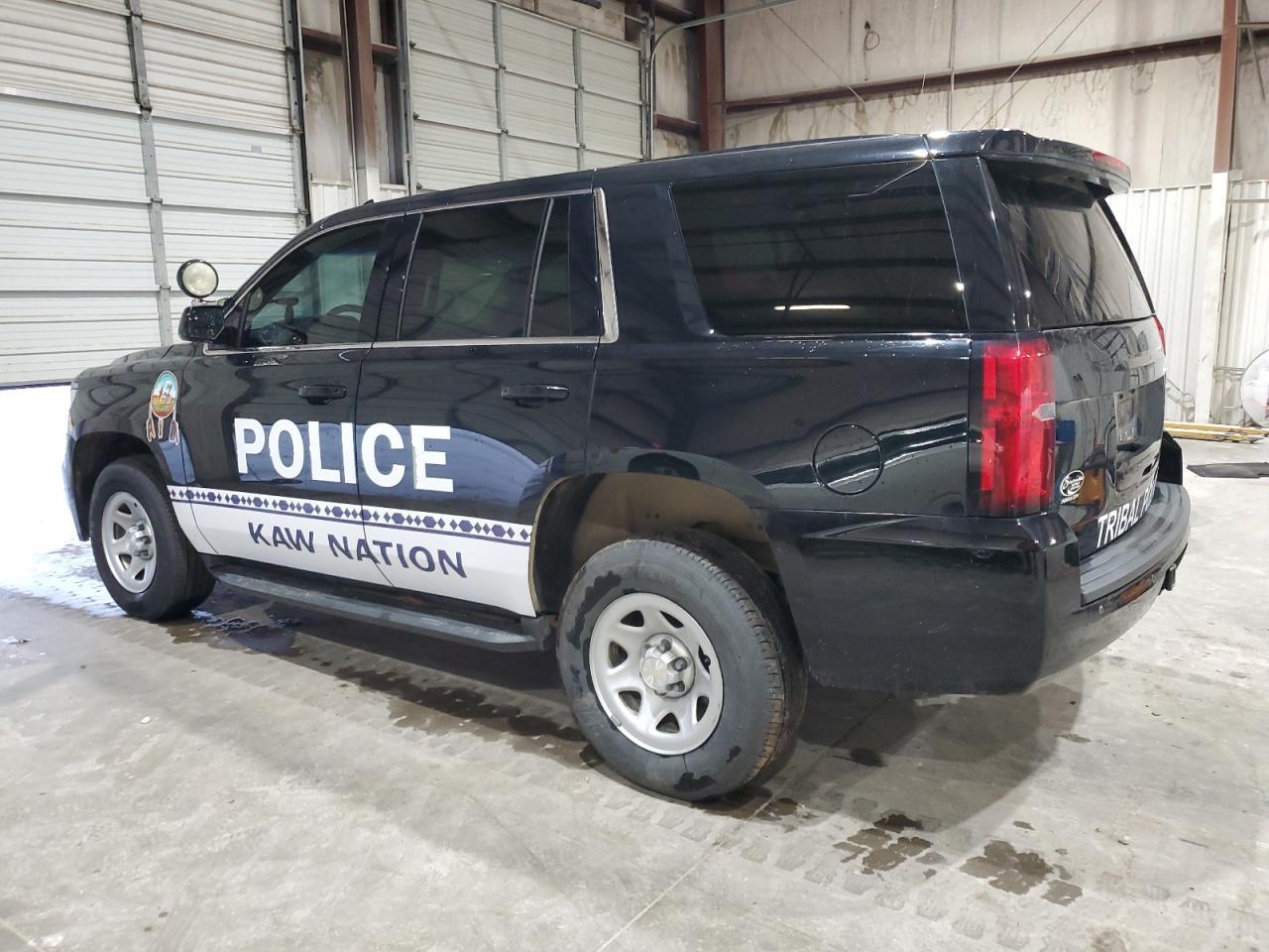 2019 Chevrolet Tahoe Special - Фото 2