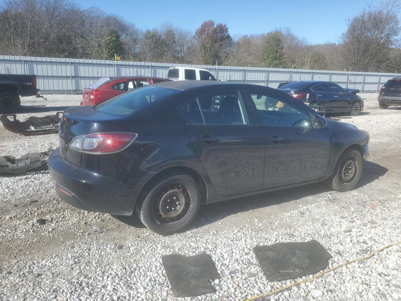 2011 Mazda 3 I - Фото 3