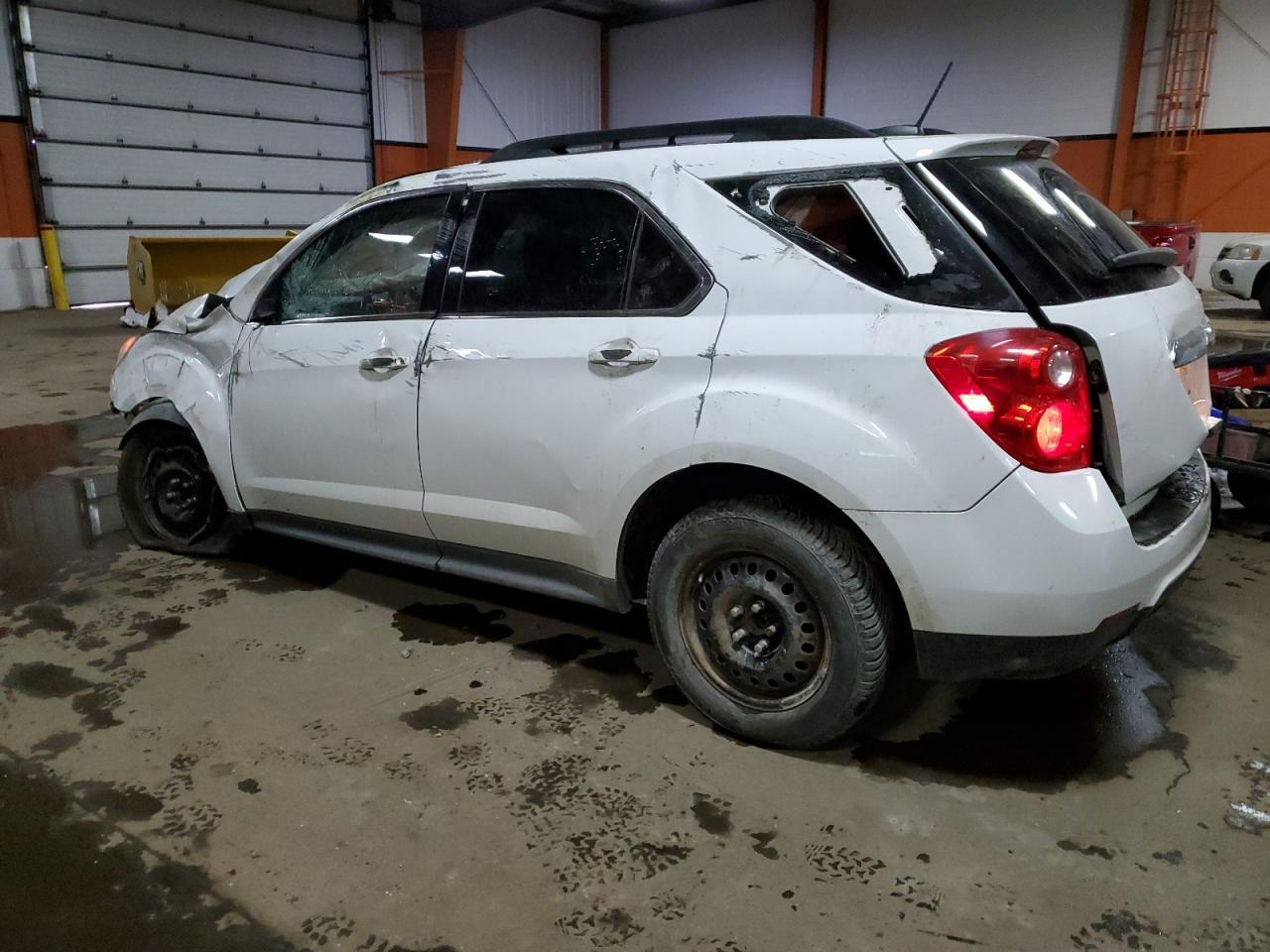 2015 Chevrolet Equinox Lt - Image 2