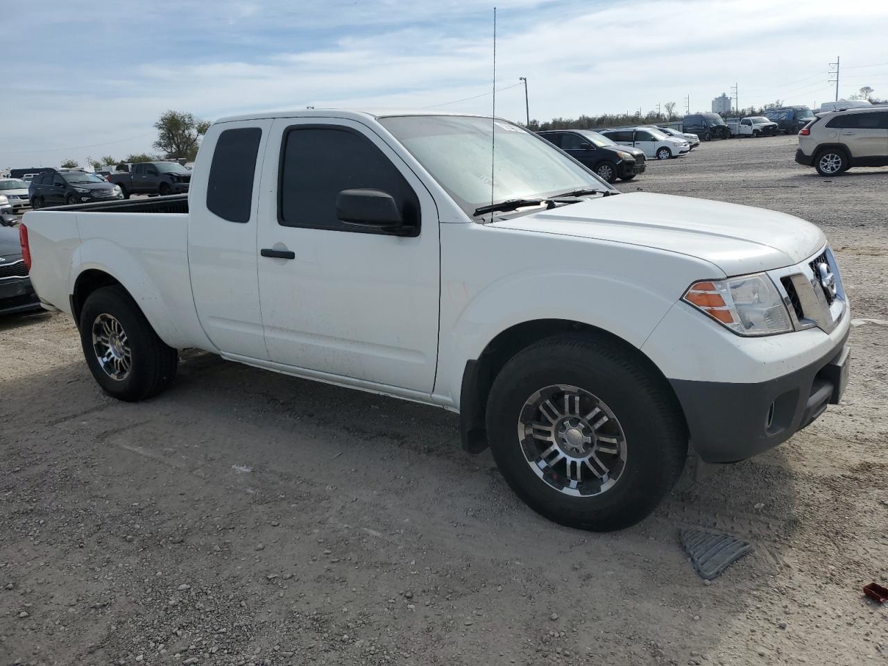 2021 Nissan Frontier S - Фото 4
