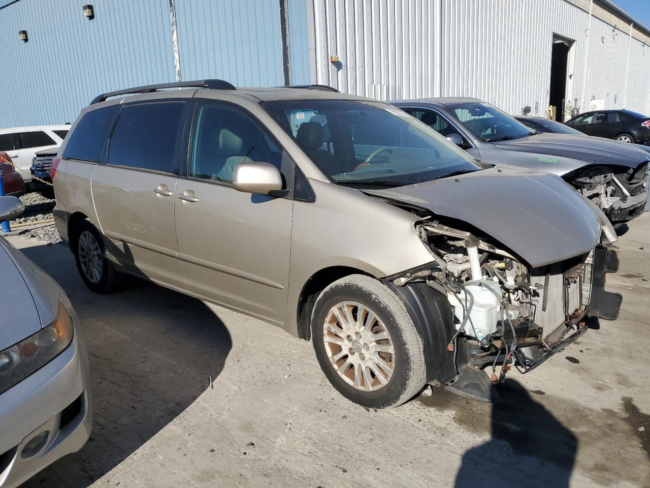 2010 Toyota Sienna Xle - Фото 4