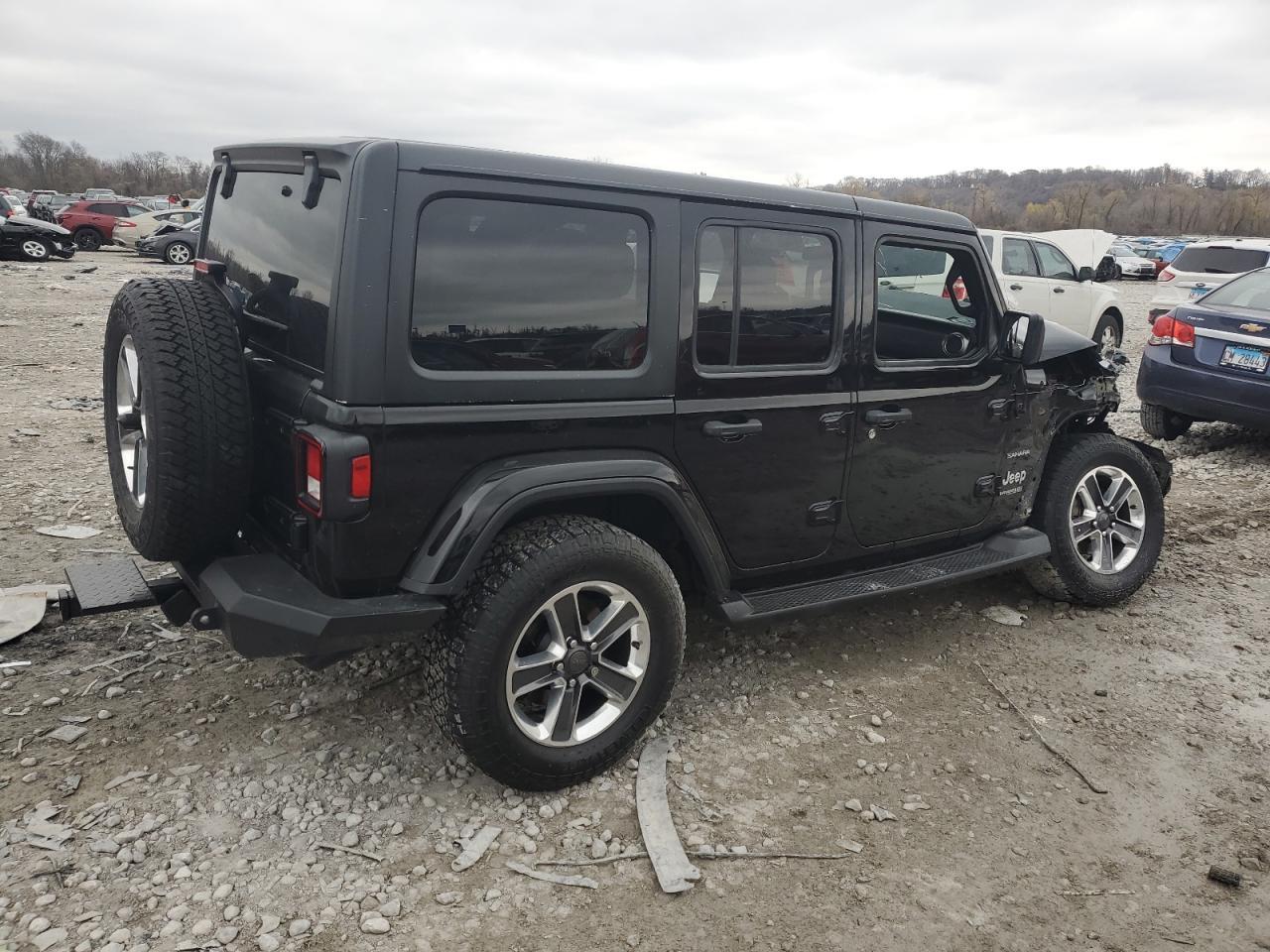 2018 Jeep Wrangler Unlimited Sahara - Фото 3
