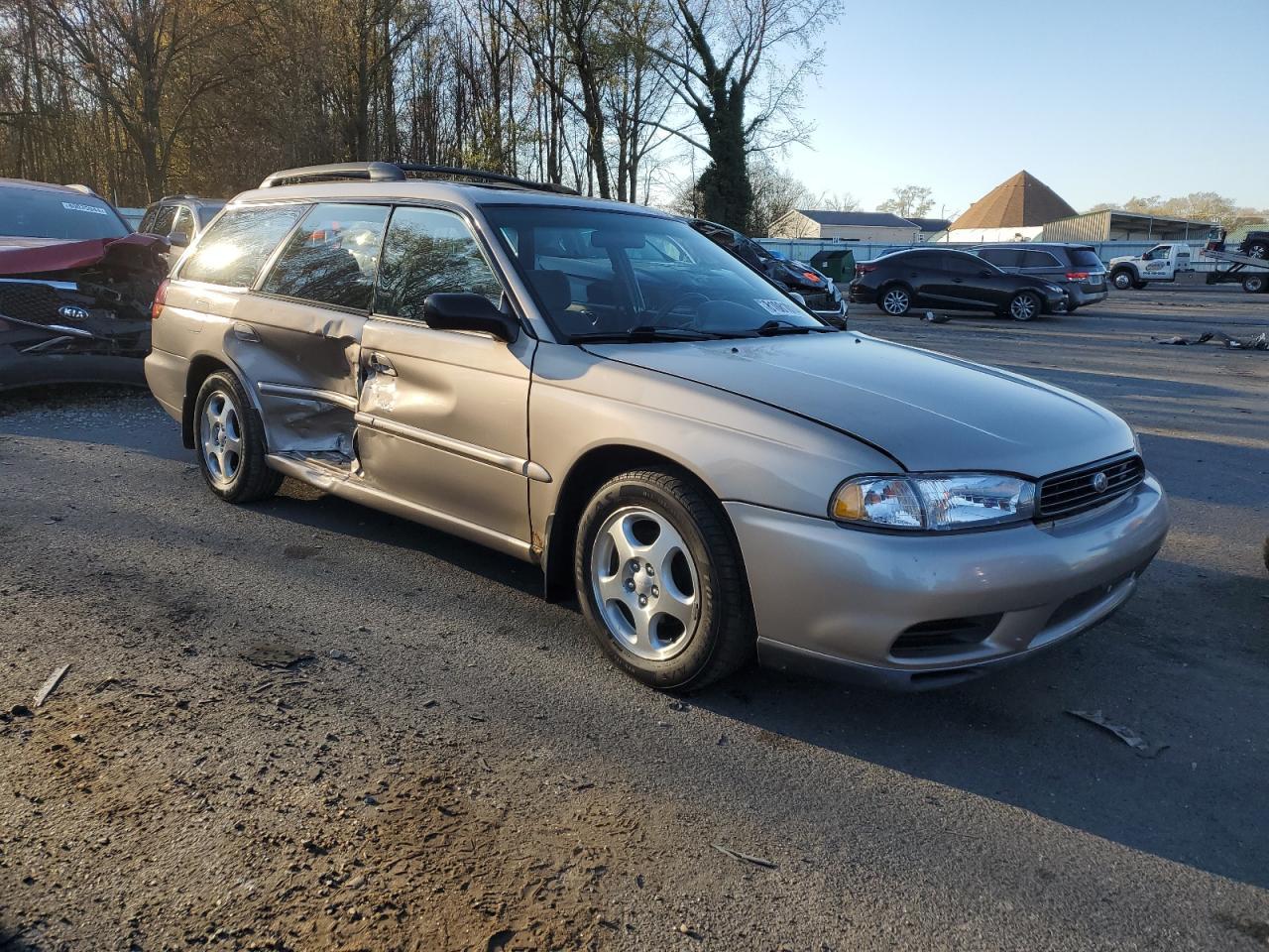 1999 Subaru Legacy L - Фото 4