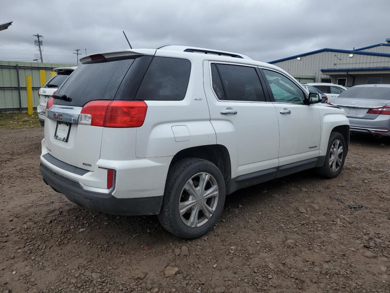 2017 GMC Terrain Slt - Image 3