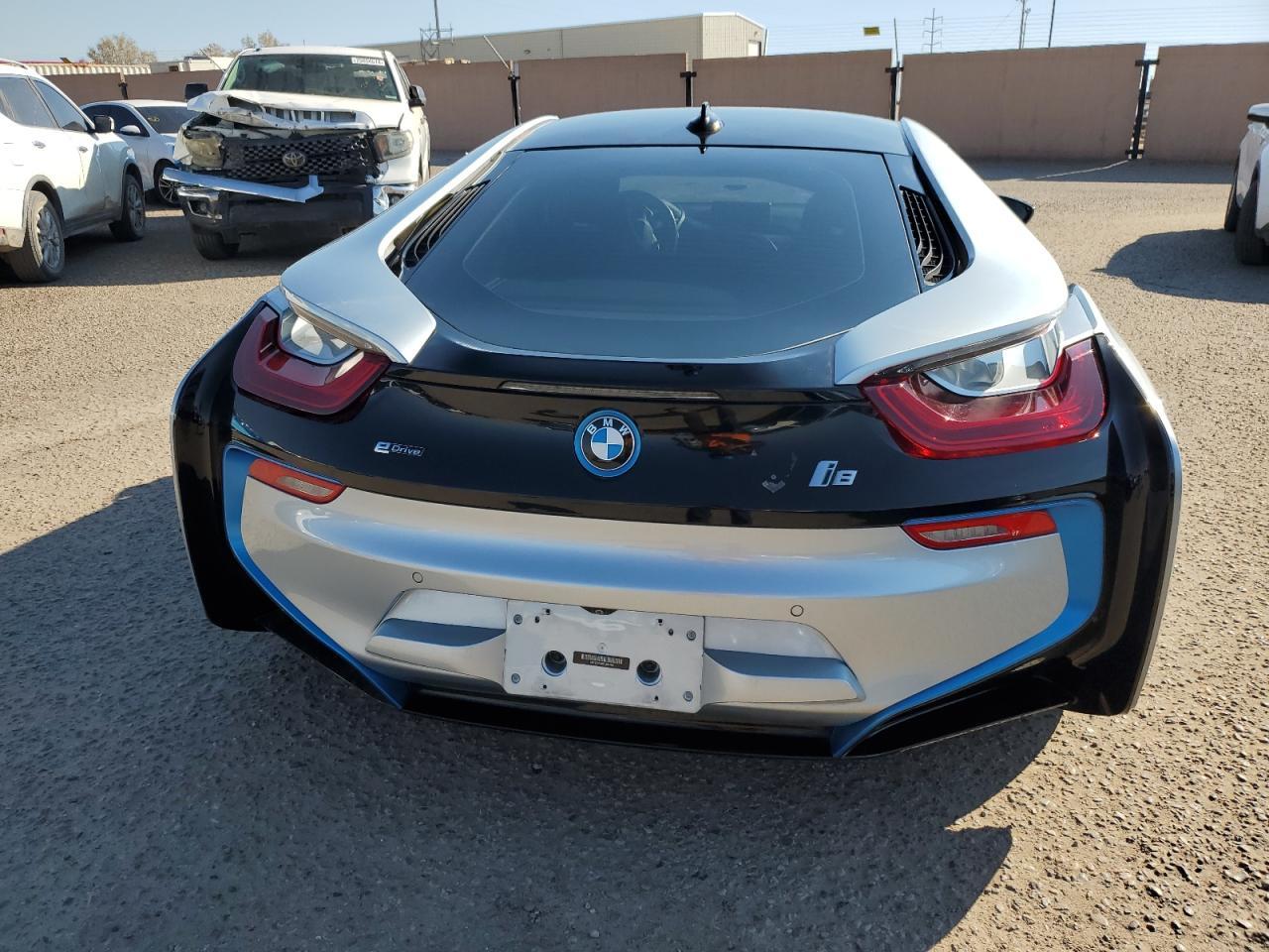 2015 BMW I8 - Image 6
