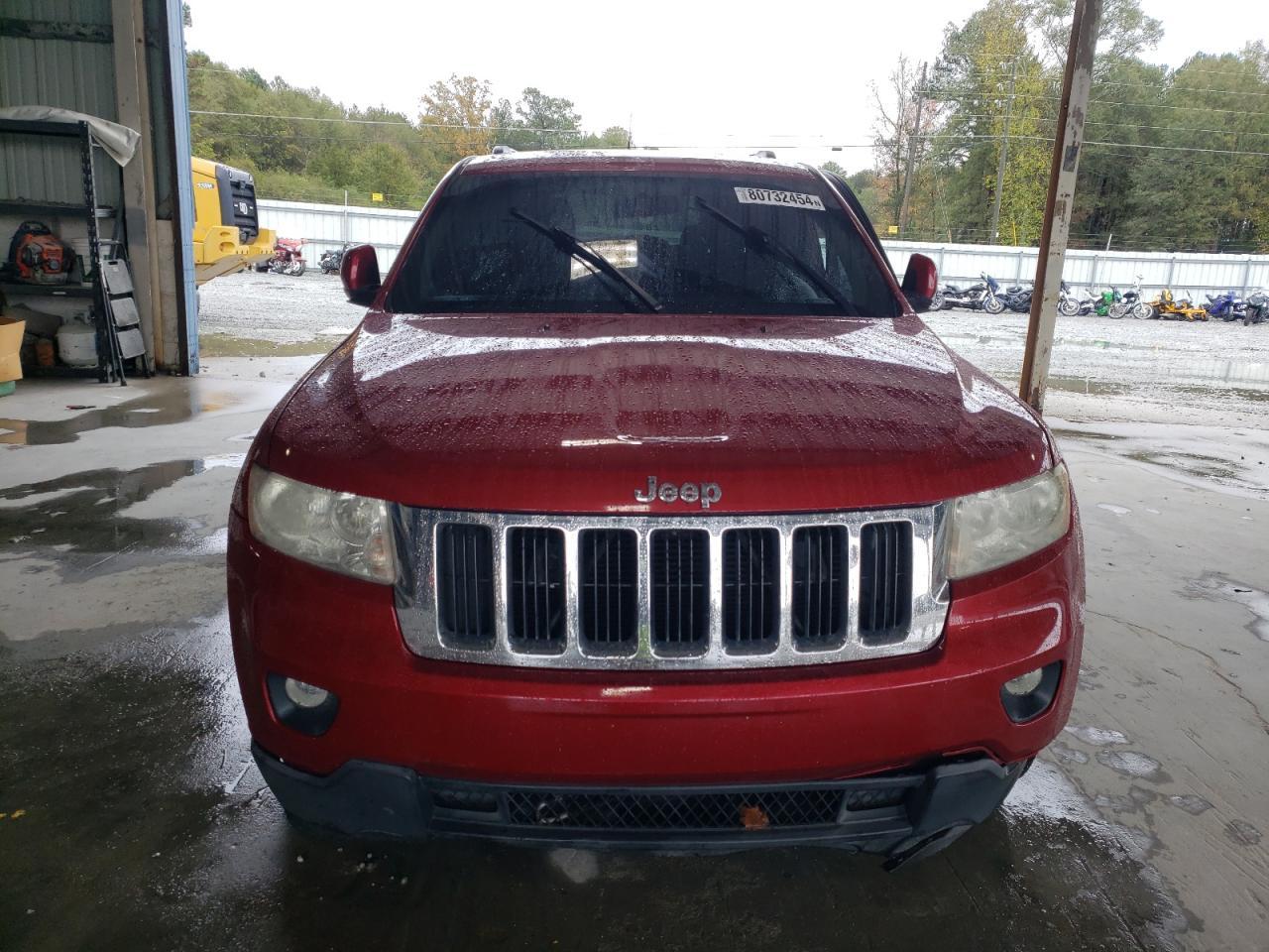 2011 Jeep Grand Cherokee Laredo - Image 5