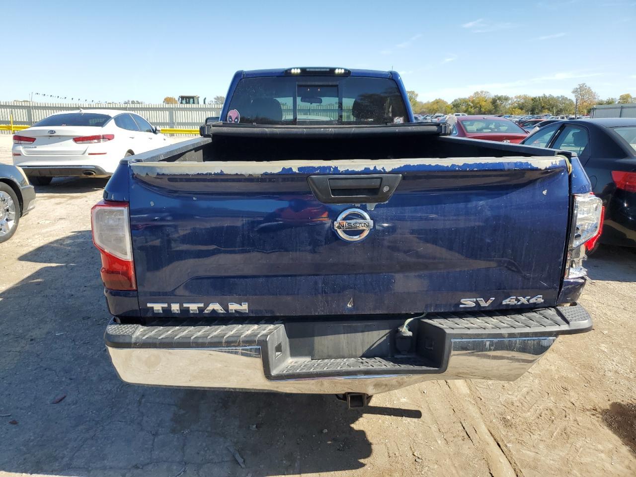 2017 Nissan Titan - Image 6