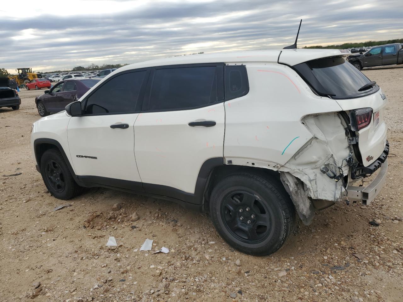 2020 Jeep Compass Sport - Фото 2
