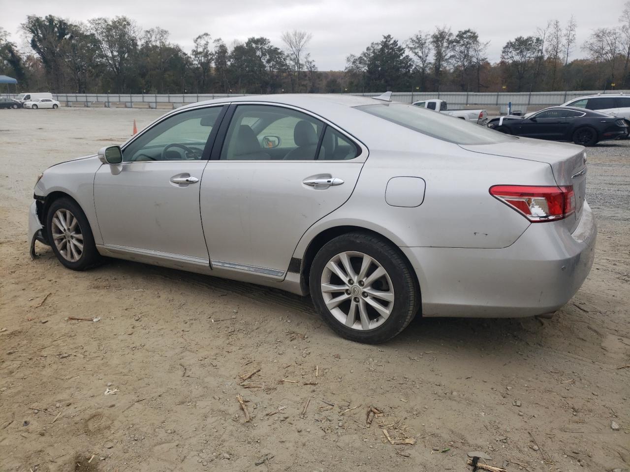 2011 Lexus Es 350 - Фото 2