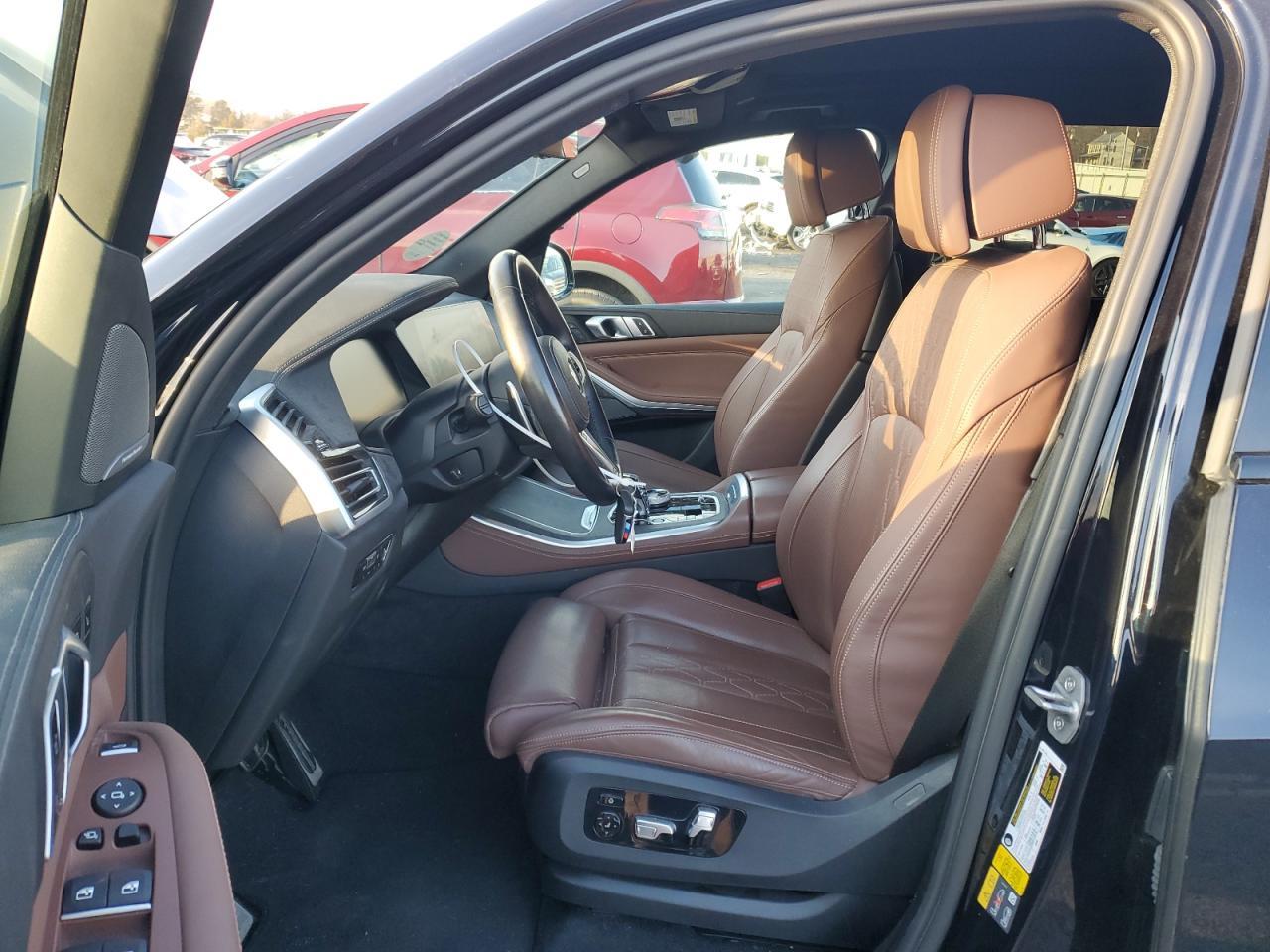 2023 BMW X5 xDrive45E - Image 7