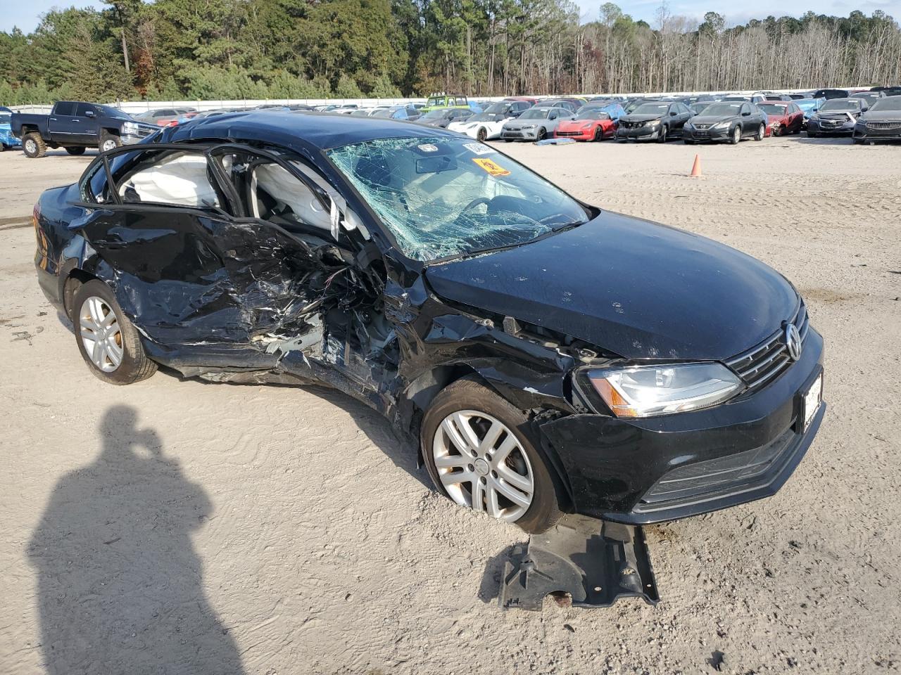 2018 Volkswagen Jetta S - Image 4