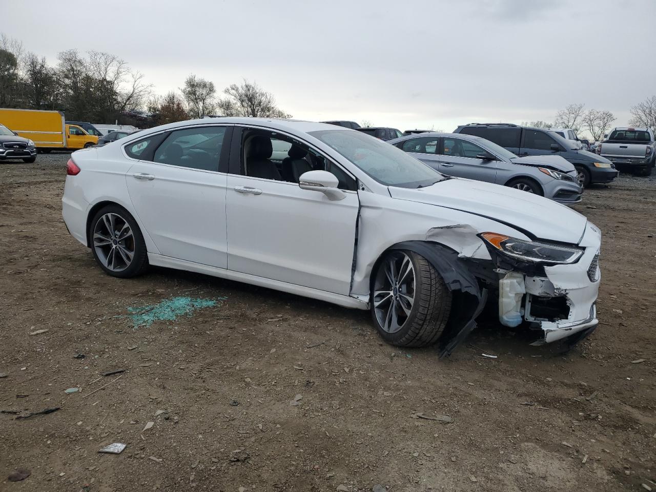 2019 Ford Fusion Titanium - Фото 4