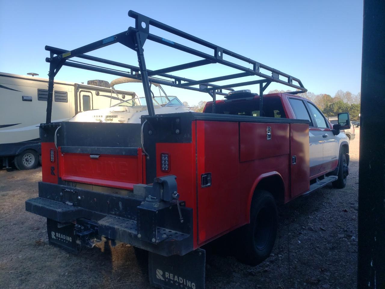 2024 Chevrolet Silverado K3500 K3500 - Image 3