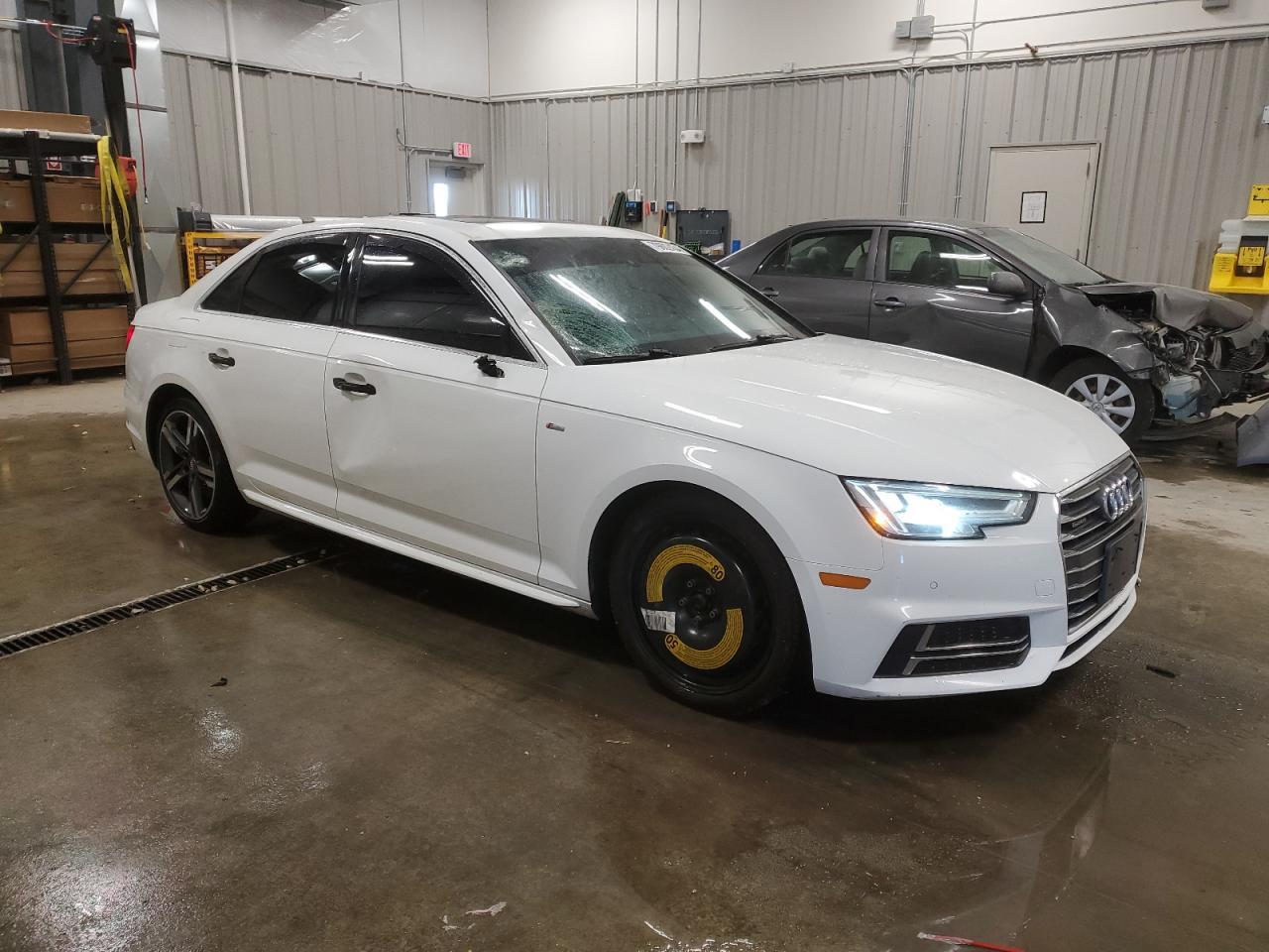2017 Audi A4 Premium Plus - Фото 4