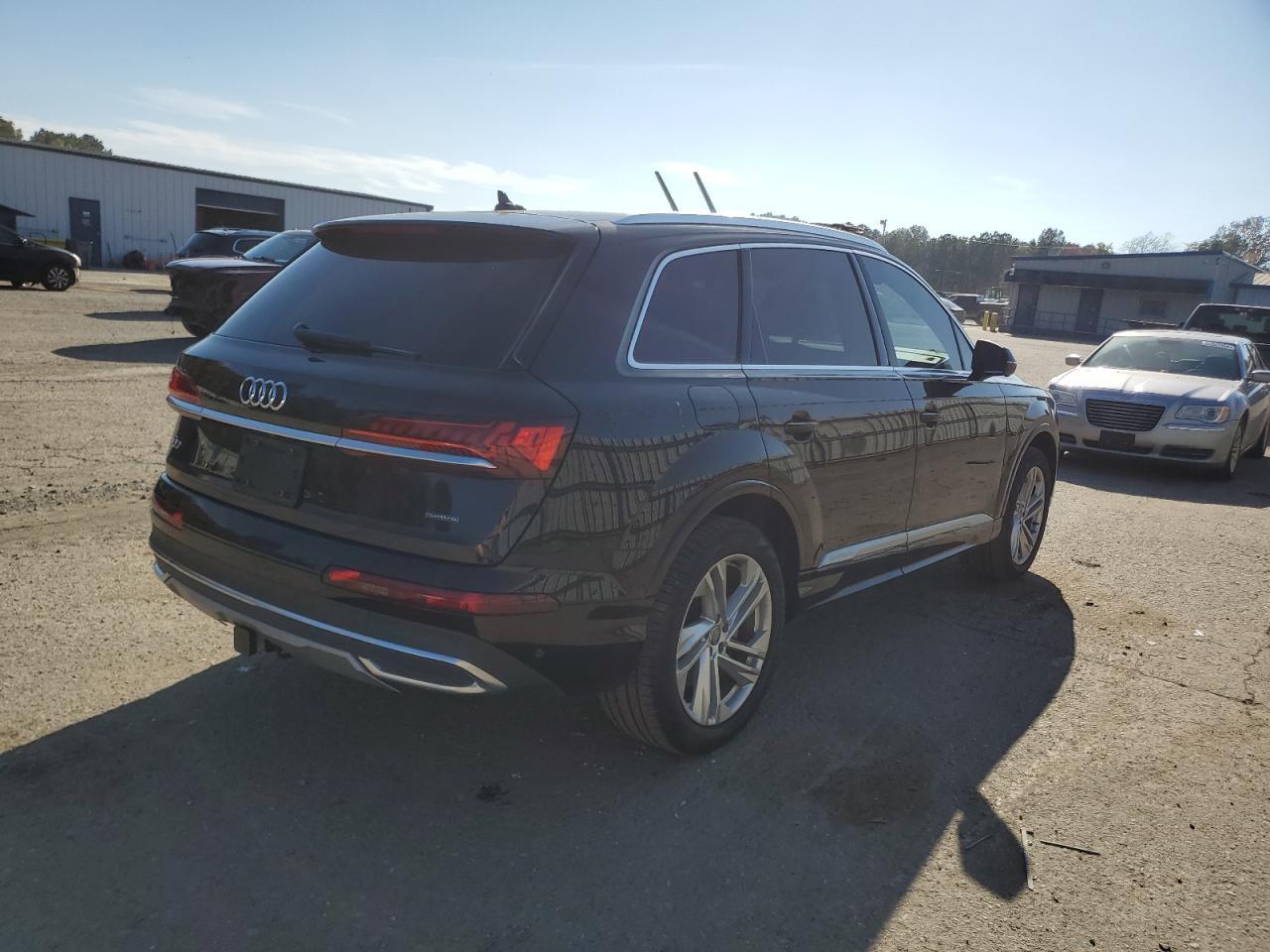 2021 Audi Q7 Premium - Image 3