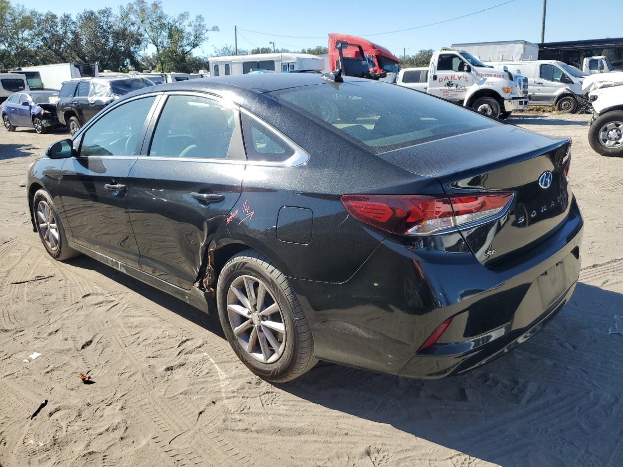 2019 Hyundai Sonata Se - Image 2