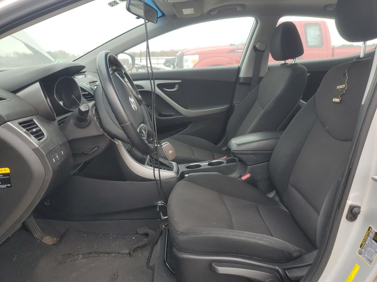 2016 Hyundai Elantra Se - Image 7
