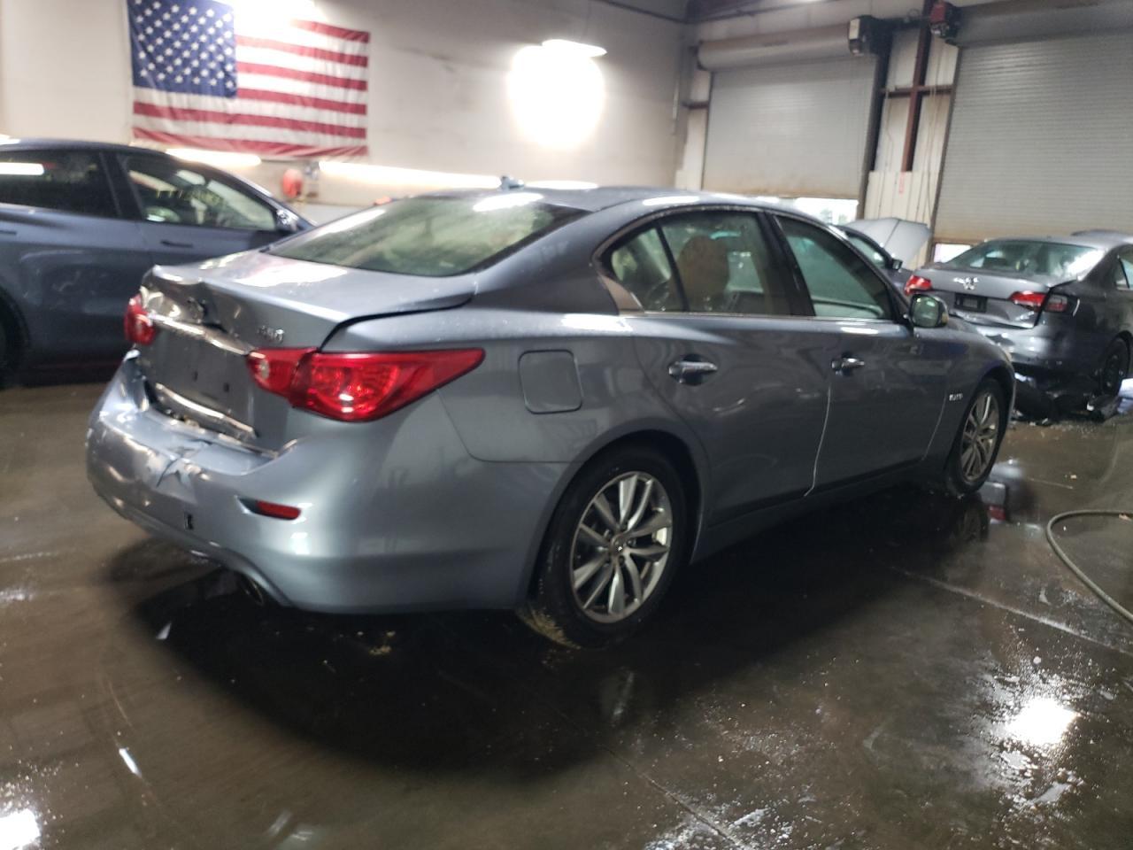 2014 Infiniti Q50 Hybrid Premium - Image 3