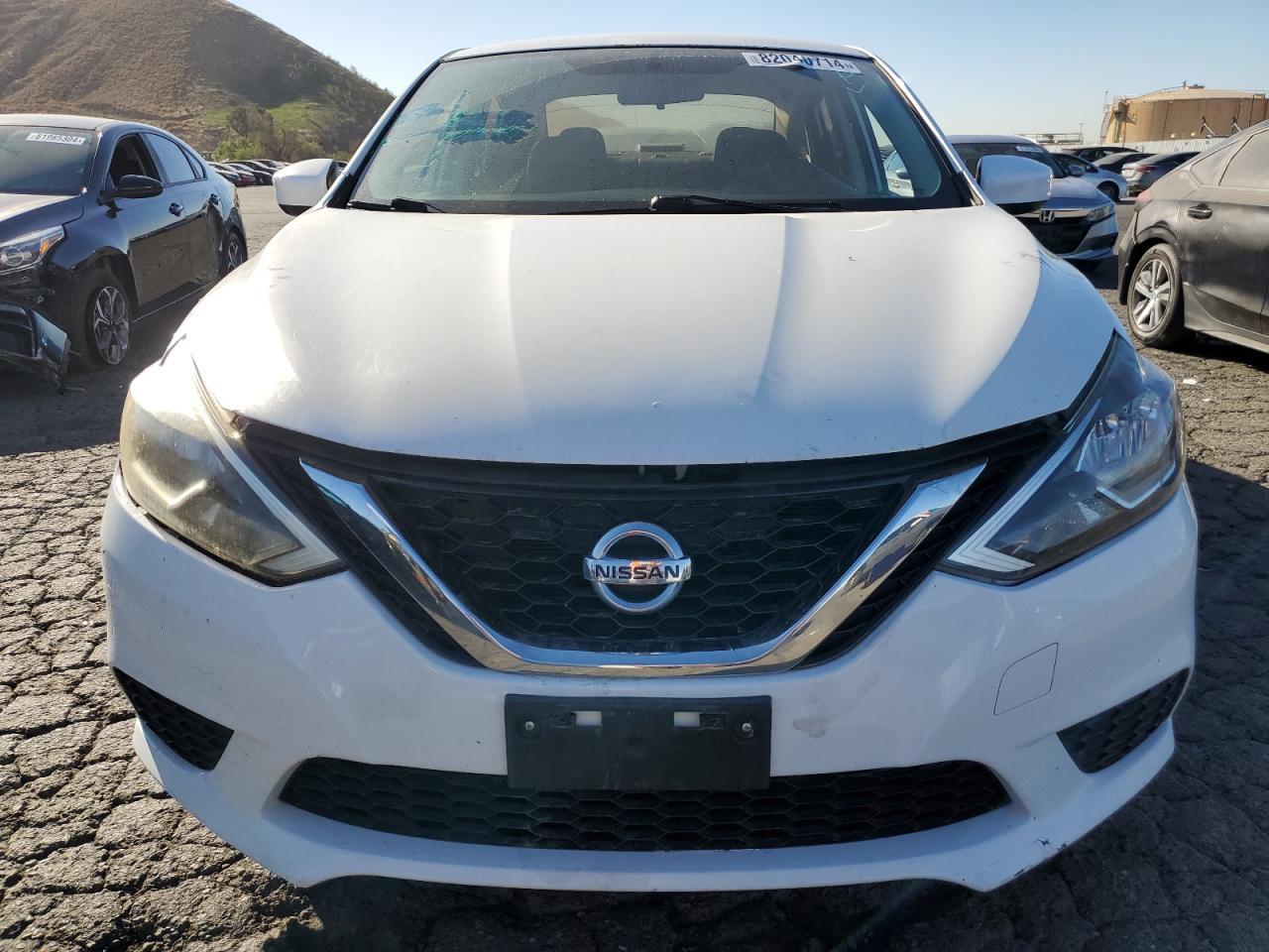 2016 Nissan Sentra S - Image 5