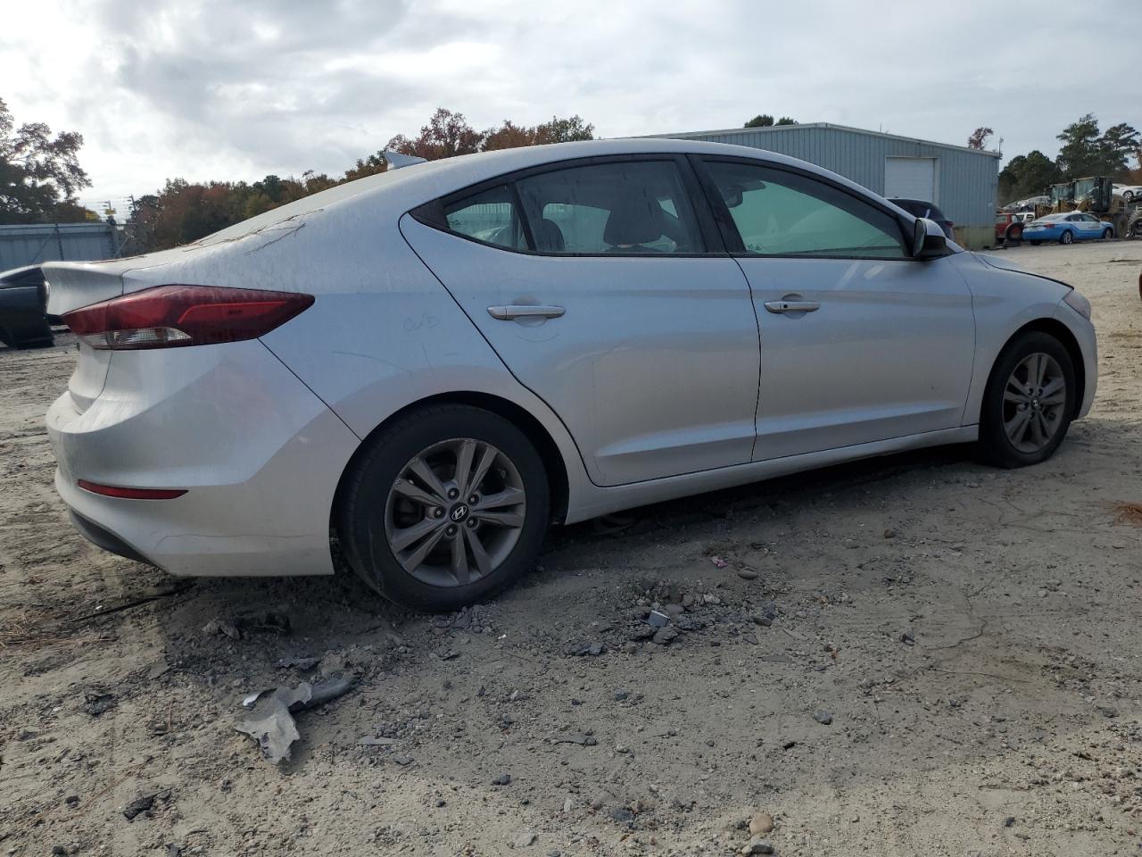 2018 Hyundai Elantra Sel - Фото 3