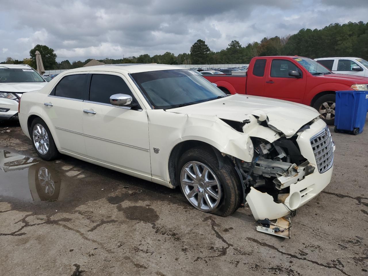 2007 Chrysler 300C - Image 4