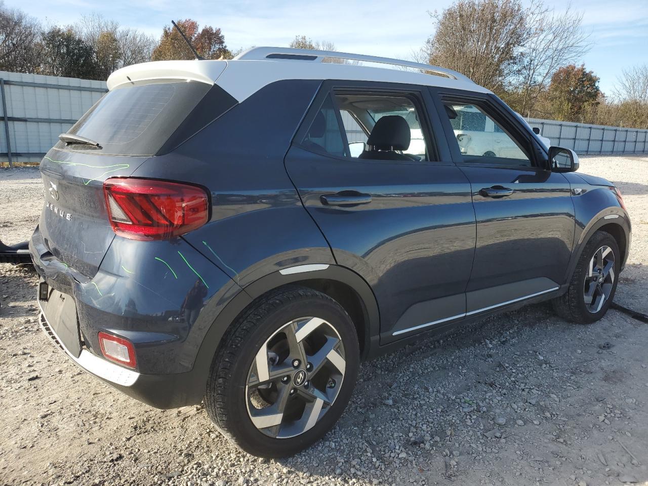 2024 Hyundai Venue Sel - Фото 3