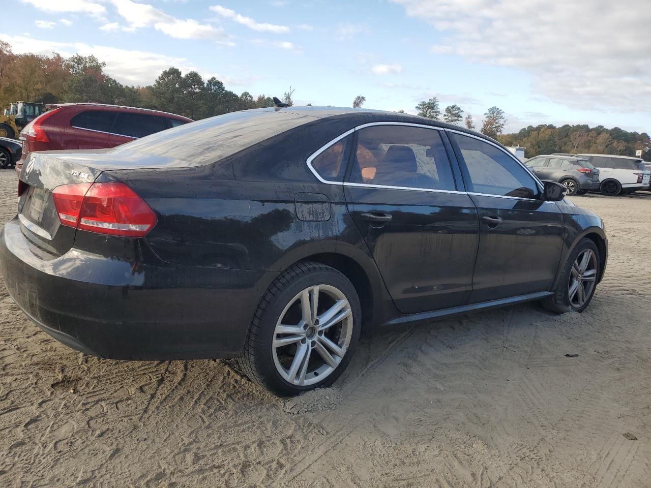 2015 Volkswagen Passat Se - Фото 3
