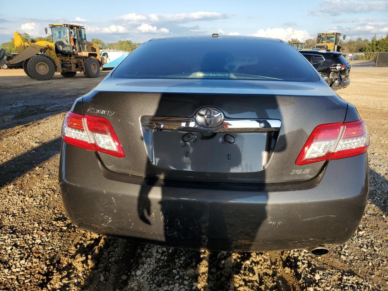 2011 Toyota Camry Base - Image 6